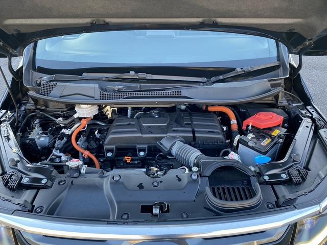 ステップワゴン ｅ：ＨＥＶスパーダ　プレミアムライン　禁煙車　７人乗り　純正１１．４インチナビ　ホンダセンシング　パワーバックドア　両側電動スライドドア　前席・２列目シートヒーター　マルチビューカメラ　１７インチ１０本スポークアルミホイール（76枚目）