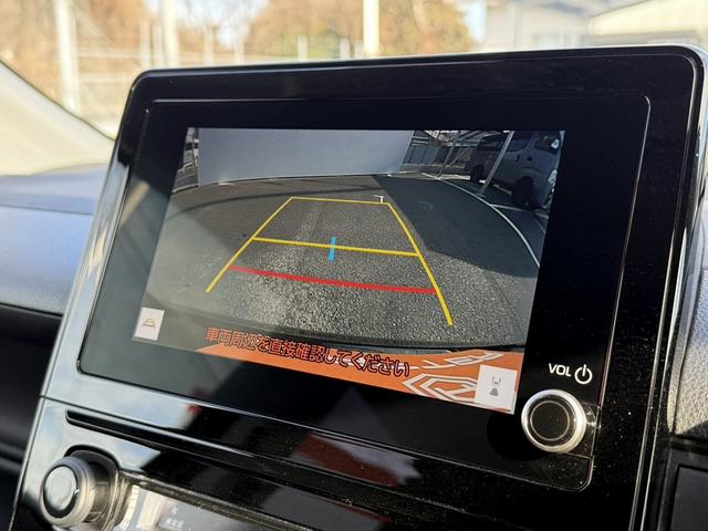 シエンタ Ｇ　禁煙車　ブラインドスポットモニター　Ｒ４年登録　純正８型ディスプレイオーディオ　Ｂカメラ　衝突軽減　レーダークルーズコントロール　両側電動スライドドア　クリアランスソナー　レーンアシスト（4枚目）