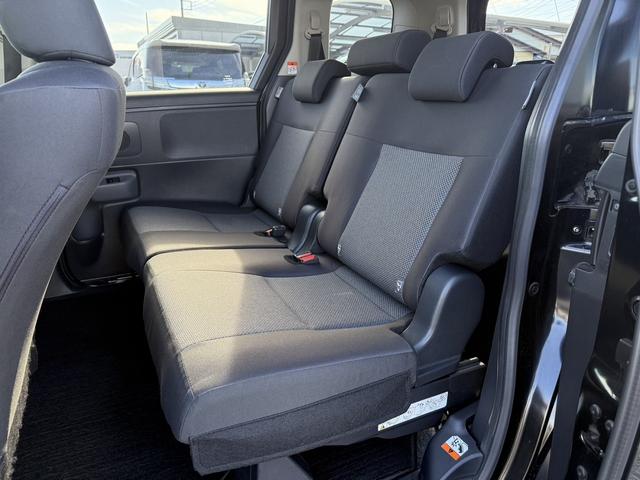 シエンタ Ｇ　禁煙車　ブラインドスポットモニター　Ｒ４年登録　純正８型ディスプレイオーディオ　Ｂカメラ　衝突軽減　レーダークルーズコントロール　両側電動スライドドア　クリアランスソナー　レーンアシスト（43枚目）