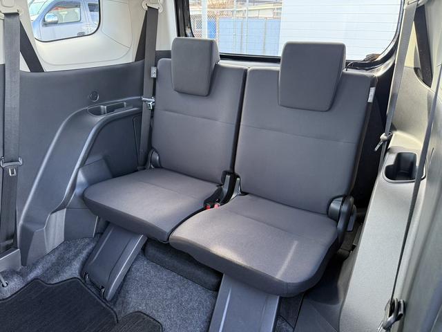 シエンタ Ｇ　禁煙車　ブラインドスポットモニター　Ｒ４年登録　純正８型ディスプレイオーディオ　Ｂカメラ　衝突軽減　レーダークルーズコントロール　両側電動スライドドア　クリアランスソナー　レーンアシスト（44枚目）