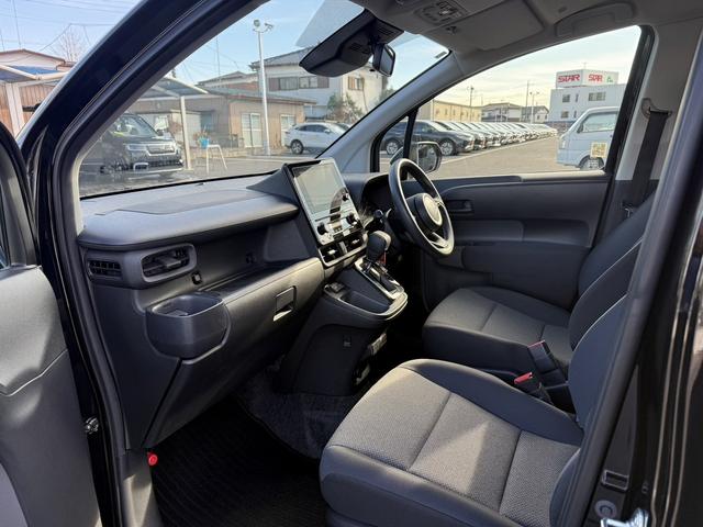 シエンタ Ｇ　禁煙車　ブラインドスポットモニター　Ｒ４年登録　純正８型ディスプレイオーディオ　Ｂカメラ　衝突軽減　レーダークルーズコントロール　両側電動スライドドア　クリアランスソナー　レーンアシスト（45枚目）