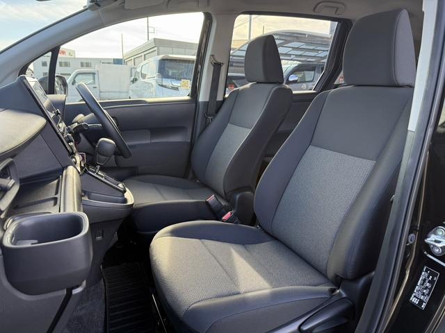 シエンタ Ｇ　禁煙車　ブラインドスポットモニター　Ｒ４年登録　純正８型ディスプレイオーディオ　Ｂカメラ　衝突軽減　レーダークルーズコントロール　両側電動スライドドア　クリアランスソナー　レーンアシスト（46枚目）