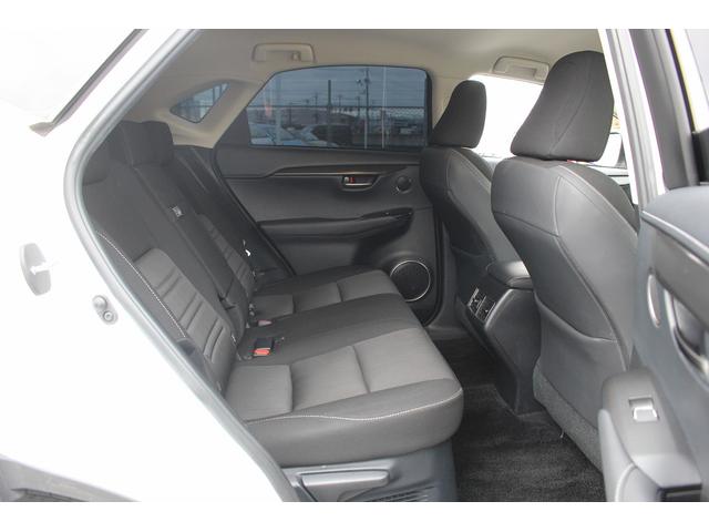 ＮＸ ＮＸ３００ｈ　Ｉパッケージ　後期型　禁煙車　純正１０インチナビ　パワーバックドア　ポジションメモリー付きパワーシート　ビルトインＥＴＣ２．０　レーダークルーズ　左サイドカメラ　バックモニター　フルセグ　ＬＥＤヘッドライト（45枚目）