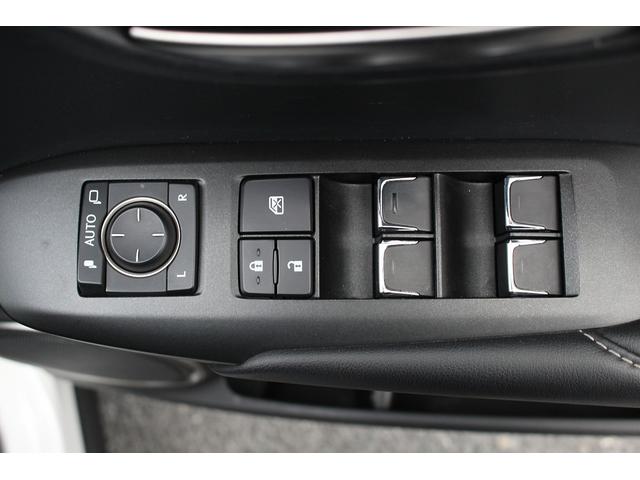 ＮＸ ＮＸ３００ｈ　Ｉパッケージ　後期型　禁煙車　純正１０インチナビ　パワーバックドア　ポジションメモリー付きパワーシート　ビルトインＥＴＣ２．０　レーダークルーズ　左サイドカメラ　バックモニター　フルセグ　ＬＥＤヘッドライト（55枚目）