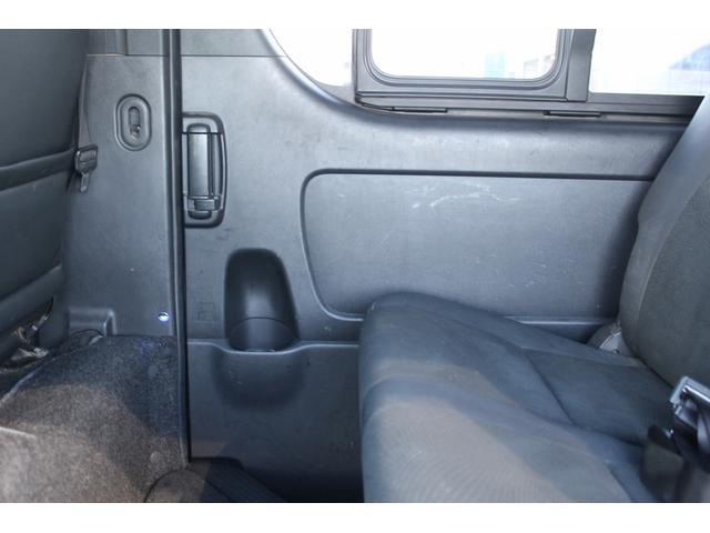 ハイエースバン 純正Dオーディオ パノラミックビューモニター フルセグ AC100V電源 デジタルインナーミラー ビルトインETC2.0 衝突軽減ブレーキ ハーフレザーシート オートマチックハイビーム 車線逸脱警報(35枚目)