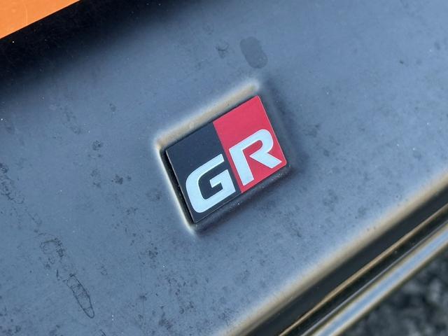 ルーミー カスタムG-T 禁煙車 TRDフルエアロ 純正9インチナビ フルセグ バックカメラ 両側電動スライドドア 衝突軽減ブレーキ アダプティブクルーズコントロール クリアランスソナー ETC2.0 アイドリングストップ(3枚目)