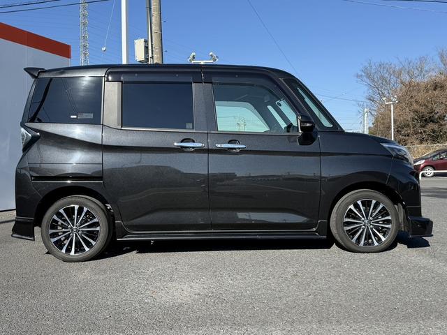 ルーミー カスタムG-T 禁煙車 TRDフルエアロ 純正9インチナビ フルセグ バックカメラ 両側電動スライドドア 衝突軽減ブレーキ アダプティブクルーズコントロール クリアランスソナー ETC2.0 アイドリングストップ(9枚目)