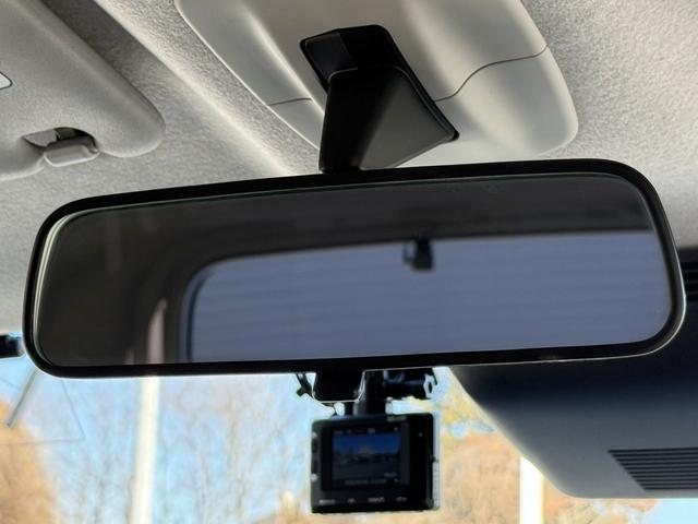 ルーミー カスタムG-T 禁煙車 TRDフルエアロ 純正9インチナビ フルセグ バックカメラ 両側電動スライドドア 衝突軽減ブレーキ アダプティブクルーズコントロール クリアランスソナー ETC2.0 アイドリングストップ(67枚目)