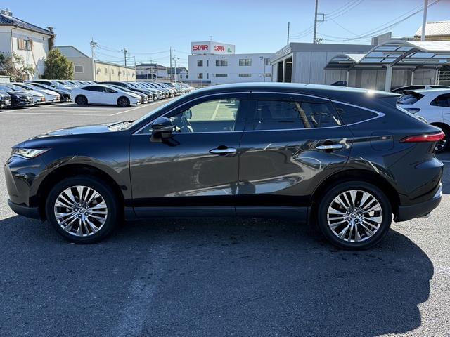 ハリアーハイブリッド Ｚ　レザーパッケージ　禁煙車　ＪＢＬプレミアムサウンド　純正１２．３インチナビ　ベンチレーション付快適温熱シート　ポジションメモリー付パワーシート　ステアリングヒーター　ハンズフリーパワーバックドア　ブラインドスポット（14枚目）