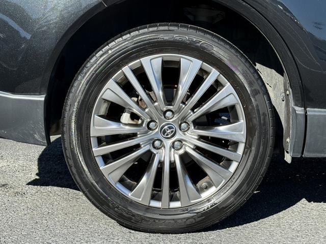 ハリアーハイブリッド Ｚ　レザーパッケージ　禁煙車　ＪＢＬプレミアムサウンド　純正１２．３インチナビ　ベンチレーション付快適温熱シート　ポジションメモリー付パワーシート　ステアリングヒーター　ハンズフリーパワーバックドア　ブラインドスポット（25枚目）