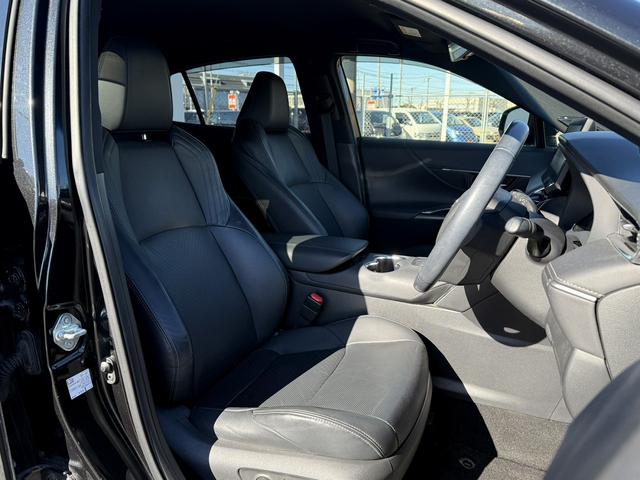 ハリアーハイブリッド Ｚ　レザーパッケージ　禁煙車　ＪＢＬプレミアムサウンド　純正１２．３インチナビ　ベンチレーション付快適温熱シート　ポジションメモリー付パワーシート　ステアリングヒーター　ハンズフリーパワーバックドア　ブラインドスポット（31枚目）