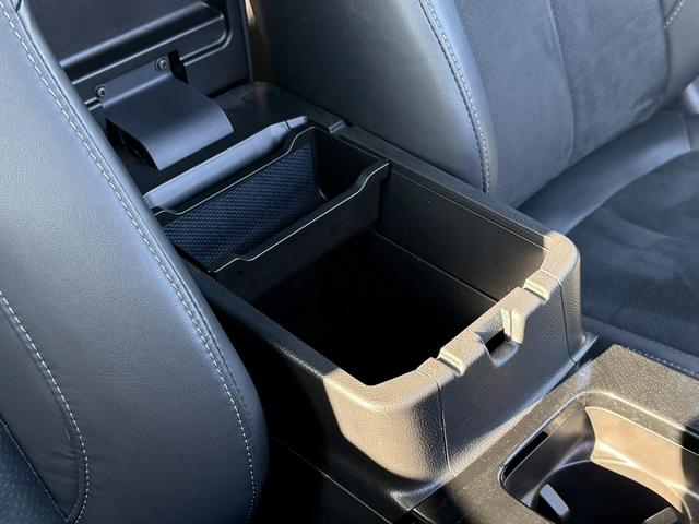 ���Ǝҗl�ւ̔̔��͂��f�肳���Ă��������܂��B�@�Ԍ������ԗ��̏ꍇ�́A�Ԍ����擾�������x�������z�ŕ\�����Ă���܂��B