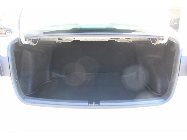 ���Ǝҗl�ւ̔̔��͂��f�肳���Ă��������܂��B�@�Ԍ������ԗ��̏ꍇ�́A�Ԍ����擾�������x�������z�ŕ\�����Ă���܂��B