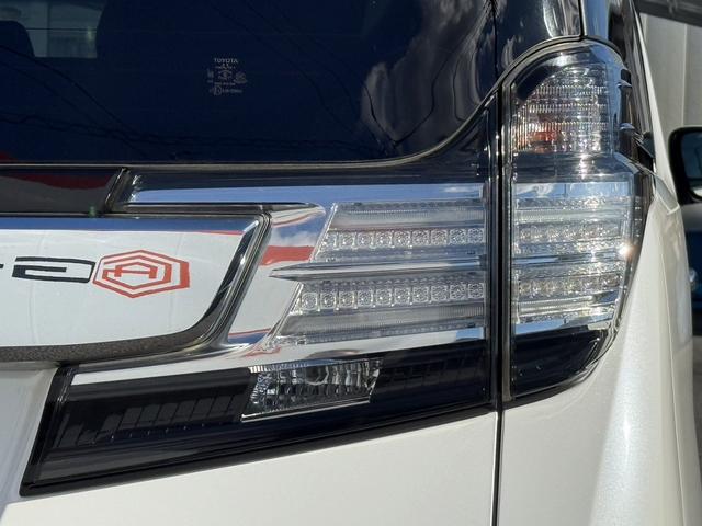 ヴェルファイアハイブリッド ZR 禁煙車 純正11インチ後席モニター 純正9インチナビ フルセグ バックカメラ ハーフレザー パワーシート クルーズコントロール ビルトインETC 両側電動スライドドア Bluetooth LED(13枚目)