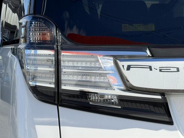 ヴェルファイアハイブリッド ZR 禁煙車 純正11インチ後席モニター 純正9インチナビ フルセグ バックカメラ ハーフレザー パワーシート クルーズコントロール ビルトインETC 両側電動スライドドア Bluetooth LED(29枚目)