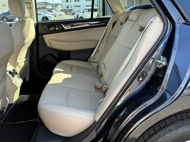 ���Ǝҗl�ւ̔̔��͂��f�肳���Ă��������܂��B�@�Ԍ������ԗ��̏ꍇ�́A�Ԍ����擾�������x�������z�ŕ\�����Ă���܂��B