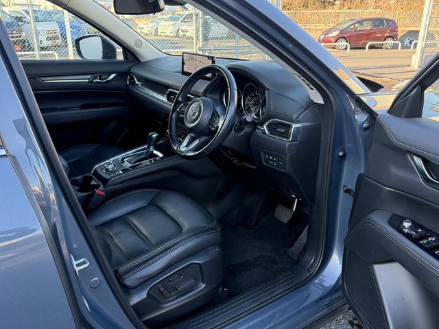 ���Ǝҗl�ւ̔̔��͂��f�肳���Ă��������܂��B�@�Ԍ������ԗ��̏ꍇ�́A�Ԍ����擾�������x�������z�ŕ\�����Ă���܂��B