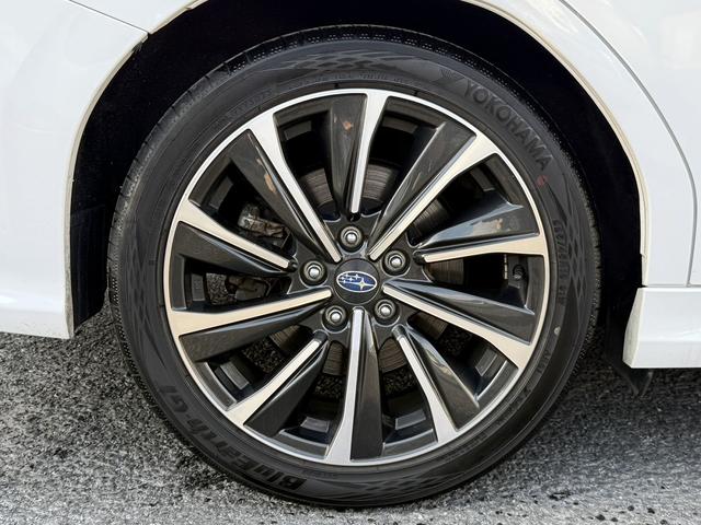 ���Ǝҗl�ւ̔̔��͂��f�肳���Ă��������܂��B�@�Ԍ������ԗ��̏ꍇ�́A�Ԍ����擾�������x�������z�ŕ\�����Ă���܂��B