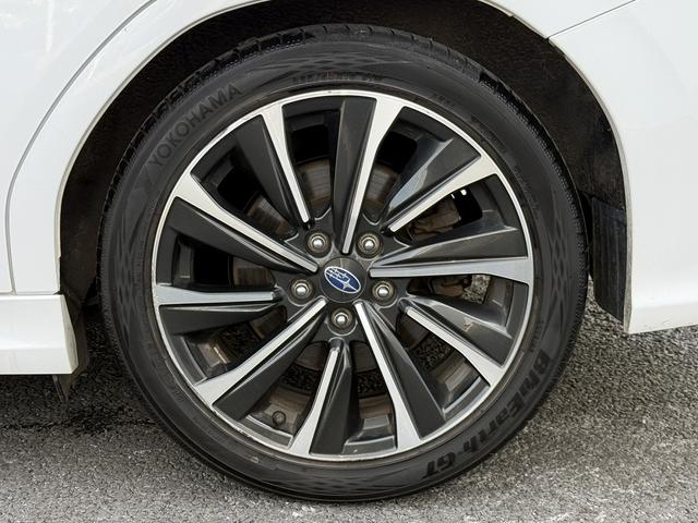 ���Ǝҗl�ւ̔̔��͂��f�肳���Ă��������܂��B�@�Ԍ������ԗ��̏ꍇ�́A�Ԍ����擾�������x�������z�ŕ\�����Ă���܂��B