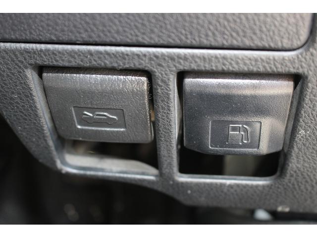 ���Ǝҗl�ւ̔̔��͂��f�肳���Ă��������܂��B�@�Ԍ������ԗ��̏ꍇ�́A�Ԍ����擾�������x�������z�ŕ\�����Ă���܂��B