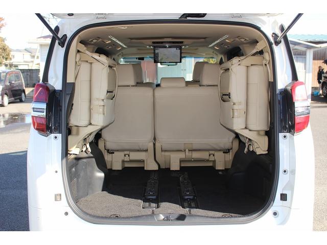 ヴェルファイア ２．５Ｘ　禁煙車　ＡＬＰＩＮＥ後席モニター　ＡＬＰＩＮＥ１１インチナビ　ＴＲＤフルエアロ　フルセグ　バックカメラ　アダプティブクルーズコントロール　衝突軽減ブレーキ　両側電動スライドドア　ビルトインＥＴＣ（17枚目）