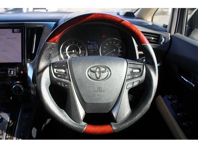 ヴェルファイア ２．５Ｘ　禁煙車　ＡＬＰＩＮＥ後席モニター　ＡＬＰＩＮＥ１１インチナビ　ＴＲＤフルエアロ　フルセグ　バックカメラ　アダプティブクルーズコントロール　衝突軽減ブレーキ　両側電動スライドドア　ビルトインＥＴＣ（19枚目）