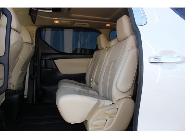 ヴェルファイア ２．５Ｘ　禁煙車　ＡＬＰＩＮＥ後席モニター　ＡＬＰＩＮＥ１１インチナビ　ＴＲＤフルエアロ　フルセグ　バックカメラ　アダプティブクルーズコントロール　衝突軽減ブレーキ　両側電動スライドドア　ビルトインＥＴＣ（46枚目）