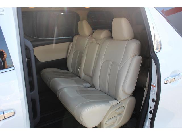 ヴェルファイア ２．５Ｘ　禁煙車　ＡＬＰＩＮＥ後席モニター　ＡＬＰＩＮＥ１１インチナビ　ＴＲＤフルエアロ　フルセグ　バックカメラ　アダプティブクルーズコントロール　衝突軽減ブレーキ　両側電動スライドドア　ビルトインＥＴＣ（47枚目）