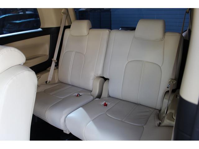 ヴェルファイア ２．５Ｘ　禁煙車　ＡＬＰＩＮＥ後席モニター　ＡＬＰＩＮＥ１１インチナビ　ＴＲＤフルエアロ　フルセグ　バックカメラ　アダプティブクルーズコントロール　衝突軽減ブレーキ　両側電動スライドドア　ビルトインＥＴＣ（48枚目）