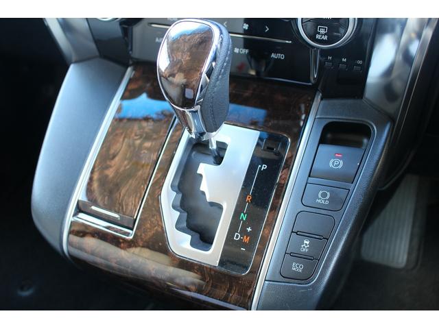 ヴェルファイア ２．５Ｘ　禁煙車　ＡＬＰＩＮＥ後席モニター　ＡＬＰＩＮＥ１１インチナビ　ＴＲＤフルエアロ　フルセグ　バックカメラ　アダプティブクルーズコントロール　衝突軽減ブレーキ　両側電動スライドドア　ビルトインＥＴＣ（67枚目）