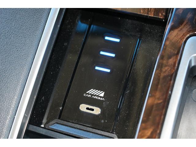 ヴェルファイア ２．５Ｘ　禁煙車　ＡＬＰＩＮＥ後席モニター　ＡＬＰＩＮＥ１１インチナビ　ＴＲＤフルエアロ　フルセグ　バックカメラ　アダプティブクルーズコントロール　衝突軽減ブレーキ　両側電動スライドドア　ビルトインＥＴＣ（70枚目）