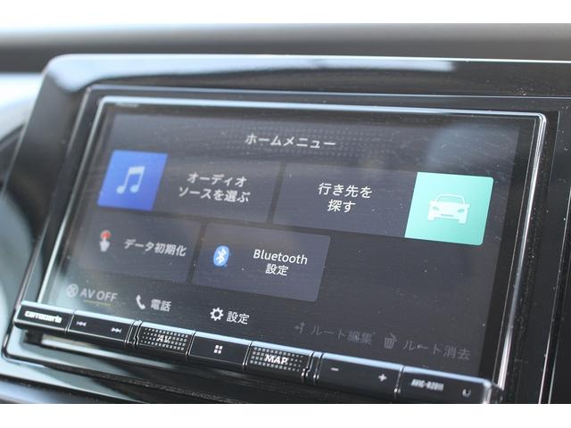 フィット ｅ：ＨＥＶベーシック　禁煙車　ホンダセンシング　社外ナビ　衝突軽減ブレーキ　運転支援システム　ホールドブレーキ　ビルドインＥＴＣ　車線逸脱警報　アダプティブクルーズコントロール　Ｂｌｕｅｔｏｏｔｈ接続　コーナーセンサー（7枚目）