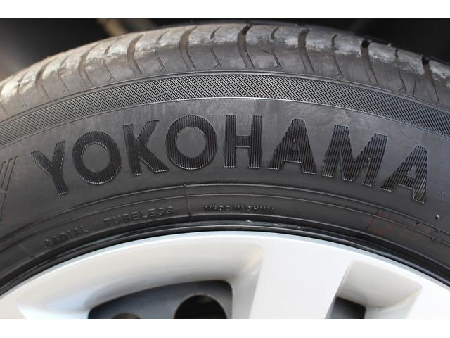 フィット ｅ：ＨＥＶベーシック　禁煙車　ホンダセンシング　社外ナビ　衝突軽減ブレーキ　運転支援システム　ホールドブレーキ　ビルドインＥＴＣ　車線逸脱警報　アダプティブクルーズコントロール　Ｂｌｕｅｔｏｏｔｈ接続　コーナーセンサー（34枚目）