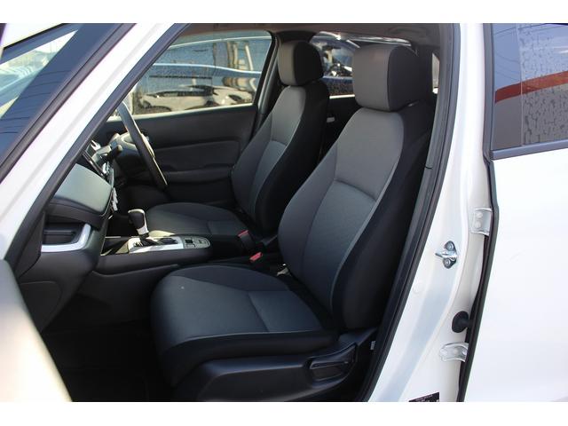 フィット ｅ：ＨＥＶベーシック　禁煙車　ホンダセンシング　社外ナビ　衝突軽減ブレーキ　運転支援システム　ホールドブレーキ　ビルドインＥＴＣ　車線逸脱警報　アダプティブクルーズコントロール　Ｂｌｕｅｔｏｏｔｈ接続　コーナーセンサー（46枚目）