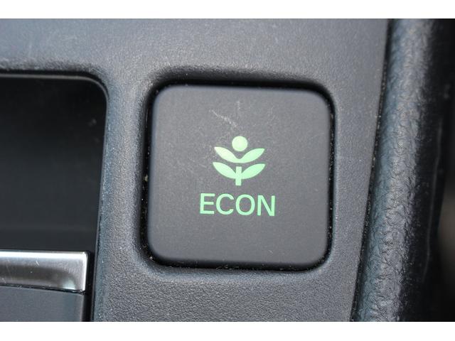 フィット ｅ：ＨＥＶベーシック　禁煙車　ホンダセンシング　社外ナビ　衝突軽減ブレーキ　運転支援システム　ホールドブレーキ　ビルドインＥＴＣ　車線逸脱警報　アダプティブクルーズコントロール　Ｂｌｕｅｔｏｏｔｈ接続　コーナーセンサー（58枚目）