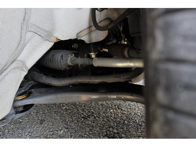 フィット ｅ：ＨＥＶベーシック　禁煙車　ホンダセンシング　社外ナビ　衝突軽減ブレーキ　運転支援システム　ホールドブレーキ　ビルドインＥＴＣ　車線逸脱警報　アダプティブクルーズコントロール　Ｂｌｕｅｔｏｏｔｈ接続　コーナーセンサー（67枚目）