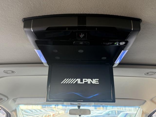 デリカＤ：５ シャモニー　ＡＬＰＩＮＥ１０．１インチ後席モニター　ＡＬＰＩＮＥ９インチナビ　フルセグ　バックカメラ　両側電動スライドドア　パワーシート　シートヒーター　ＥＴＣ　クルーズコントロール　Ｂｌｕｅｔｏｏｔｈ接続（3枚目）