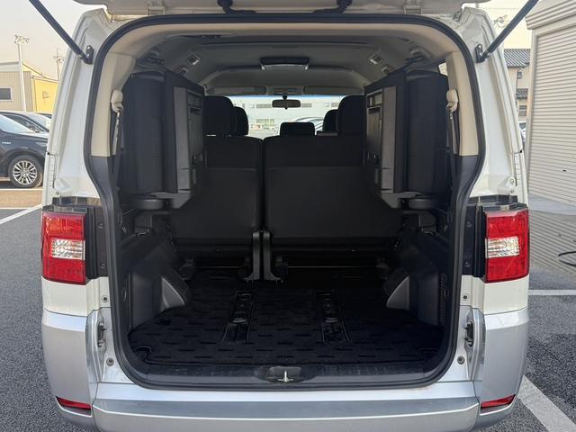 デリカＤ：５ シャモニー　ＡＬＰＩＮＥ１０．１インチ後席モニター　ＡＬＰＩＮＥ９インチナビ　フルセグ　バックカメラ　両側電動スライドドア　パワーシート　シートヒーター　ＥＴＣ　クルーズコントロール　Ｂｌｕｅｔｏｏｔｈ接続（33枚目）