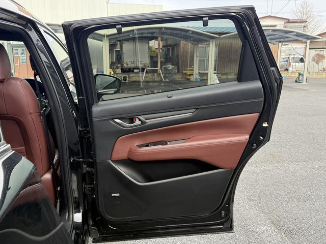 ＣＸ－８ ＸＤ　エクスクルーシブモード　サンルーフ　ＢＯＳＥ　茶革シート　純正１０．２５インチナビ　フルセグ　アラウンドビューモニター　パワーバックドア　快適温冷シート　アダプティブクルーズコントロール　衝突軽減ブレーキ　パドルシフト（35枚目）