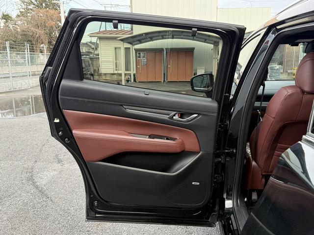 ＣＸ－８ ＸＤ　エクスクルーシブモード　サンルーフ　ＢＯＳＥ　茶革シート　純正１０．２５インチナビ　フルセグ　アラウンドビューモニター　パワーバックドア　快適温冷シート　アダプティブクルーズコントロール　衝突軽減ブレーキ　パドルシフト（38枚目）