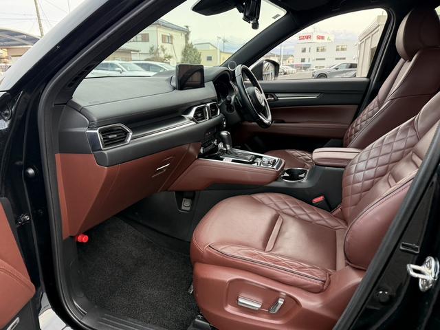 ＣＸ－８ ＸＤ　エクスクルーシブモード　サンルーフ　ＢＯＳＥ　茶革シート　純正１０．２５インチナビ　フルセグ　アラウンドビューモニター　パワーバックドア　快適温冷シート　アダプティブクルーズコントロール　衝突軽減ブレーキ　パドルシフト（44枚目）