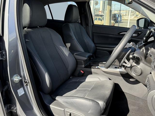 エクリプスクロスＰＨＥＶ Ｇ　禁煙車　純正ナビ　フルセグ　ハーフレザーシート　シートヒーター　パワーシート　アダプティブクルーズコントロール　衝突被害軽減ブレーキ　ステアリングヒーター　パドルシフト　ＡＣ１００Ｖ電源　ＥＴＣ（15枚目）