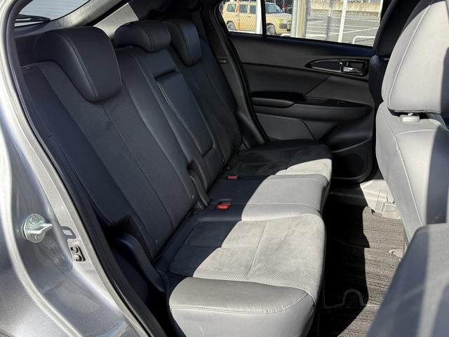 エクリプスクロスＰＨＥＶ Ｇ　禁煙車　純正ナビ　フルセグ　ハーフレザーシート　シートヒーター　パワーシート　アダプティブクルーズコントロール　衝突被害軽減ブレーキ　ステアリングヒーター　パドルシフト　ＡＣ１００Ｖ電源　ＥＴＣ（16枚目）