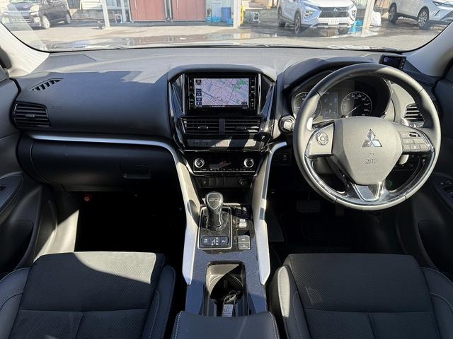 エクリプスクロスＰＨＥＶ Ｇ　禁煙車　純正ナビ　フルセグ　ハーフレザーシート　シートヒーター　パワーシート　アダプティブクルーズコントロール　衝突被害軽減ブレーキ　ステアリングヒーター　パドルシフト　ＡＣ１００Ｖ電源　ＥＴＣ（18枚目）