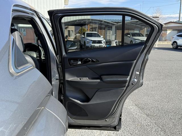 エクリプスクロスＰＨＥＶ Ｇ　禁煙車　純正ナビ　フルセグ　ハーフレザーシート　シートヒーター　パワーシート　アダプティブクルーズコントロール　衝突被害軽減ブレーキ　ステアリングヒーター　パドルシフト　ＡＣ１００Ｖ電源　ＥＴＣ（33枚目）