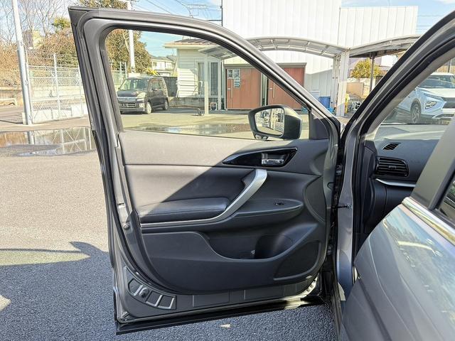 エクリプスクロスＰＨＥＶ Ｇ　禁煙車　純正ナビ　フルセグ　ハーフレザーシート　シートヒーター　パワーシート　アダプティブクルーズコントロール　衝突被害軽減ブレーキ　ステアリングヒーター　パドルシフト　ＡＣ１００Ｖ電源　ＥＴＣ（37枚目）