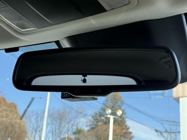 エクリプスクロスＰＨＥＶ Ｇ　禁煙車　純正ナビ　フルセグ　ハーフレザーシート　シートヒーター　パワーシート　アダプティブクルーズコントロール　衝突被害軽減ブレーキ　ステアリングヒーター　パドルシフト　ＡＣ１００Ｖ電源　ＥＴＣ（64枚目）