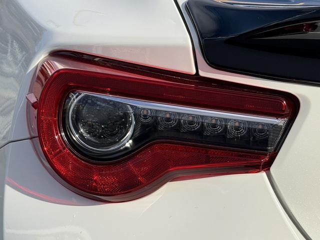 ���Ǝҗl�ւ̔̔��͂��f�肳���Ă��������܂��B�@�Ԍ������ԗ��̏ꍇ�́A�Ԍ����擾�������x�������z�ŕ\�����Ă���܂��B