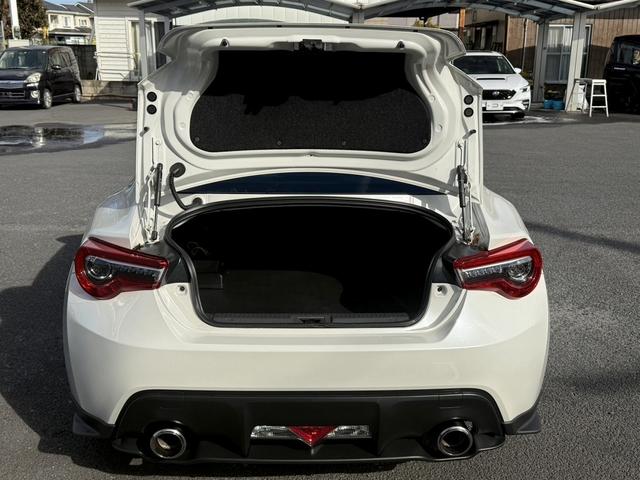 ���Ǝҗl�ւ̔̔��͂��f�肳���Ă��������܂��B�@�Ԍ������ԗ��̏ꍇ�́A�Ԍ����擾�������x�������z�ŕ\�����Ă���܂��B