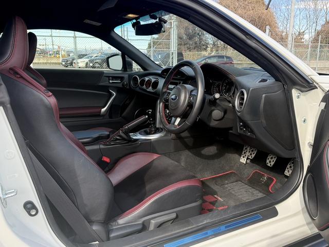 ���Ǝҗl�ւ̔̔��͂��f�肳���Ă��������܂��B�@�Ԍ������ԗ��̏ꍇ�́A�Ԍ����擾�������x�������z�ŕ\�����Ă���܂��B